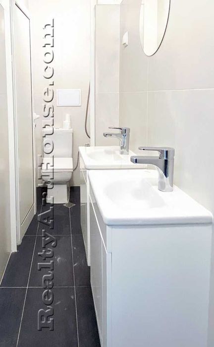 Дава се под наем Офис в София, Център - 145 кв.м за 1500 € - Снимка #7