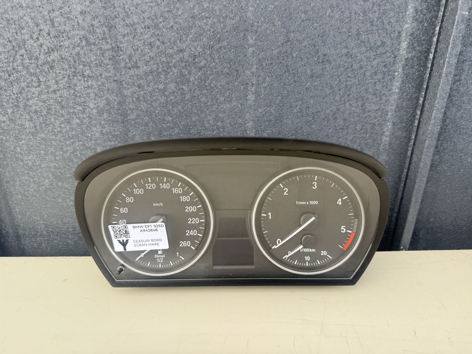 Ceasuri bord ecran mare bmw seria 3 e90 e91 x1 e84