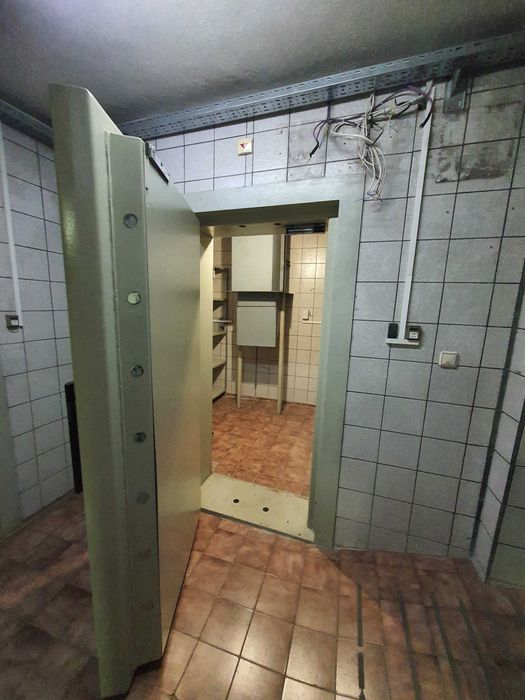 Дава се под наем Промишлена сграда в Севлиево - 60 кв.м за 1020 € - Снимка #9