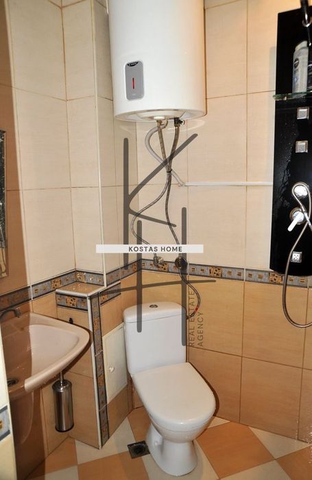 Продава се Четиристаен апартамент в Варна, Зимно кино Тракия - 92 кв.м за 2120 €/кв.м - Снимка #6