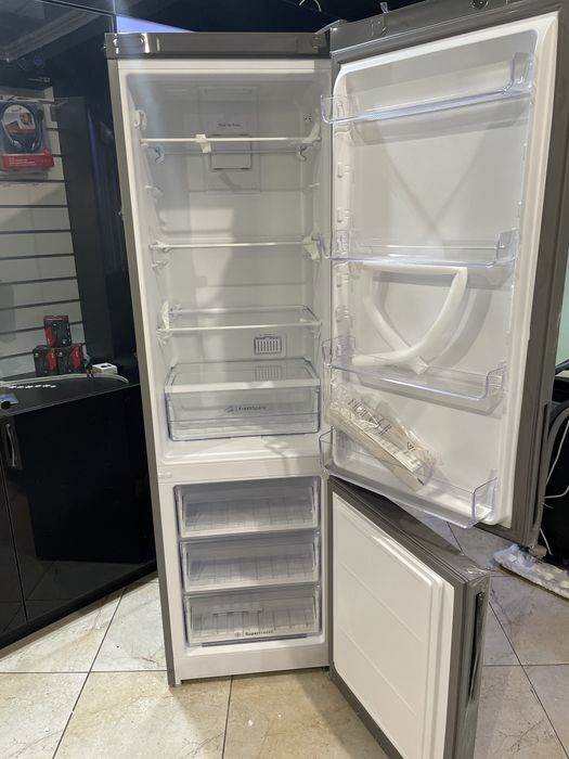 Холодильник Indesit ITR 5200 G УЦЕНКА НОВЫЙ