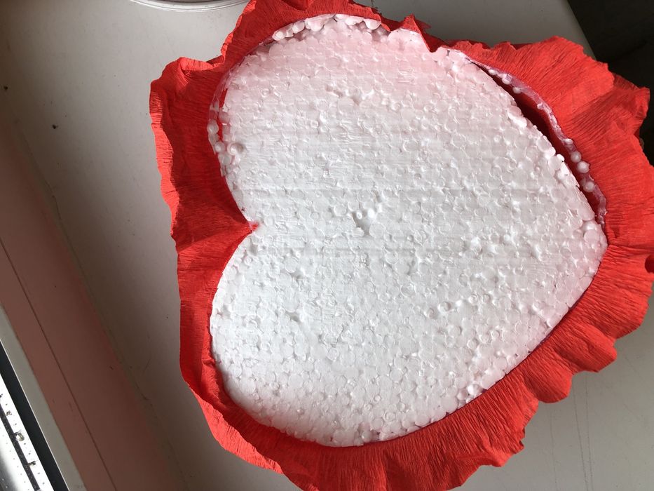 Готовый вырез-ный пенопласт в форме сердечка, подарок на д. Валентина