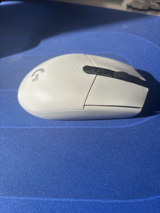Мышька logitech lightspeed g304