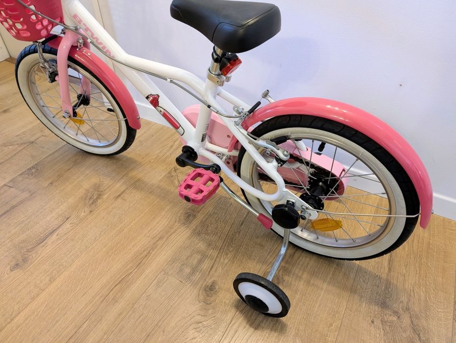 Bicicleta copii 16" Btwin Docto Girl 500 (4-6 ani) + Cosulet & Roti ajutatoare