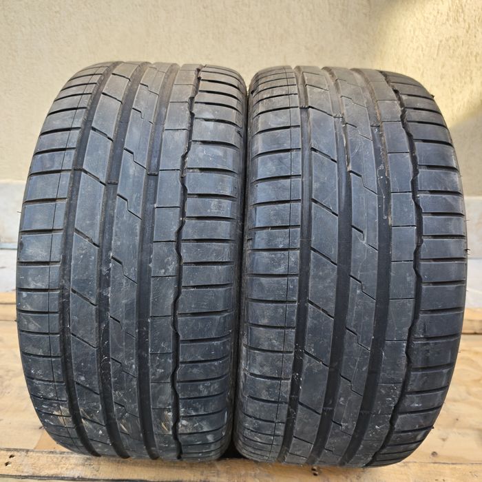 Anvelope 255/35R19 marca Hankook, DOT 2023,6.2 mm