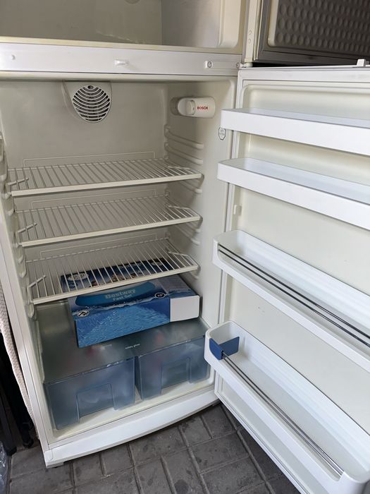 Продам холодильник