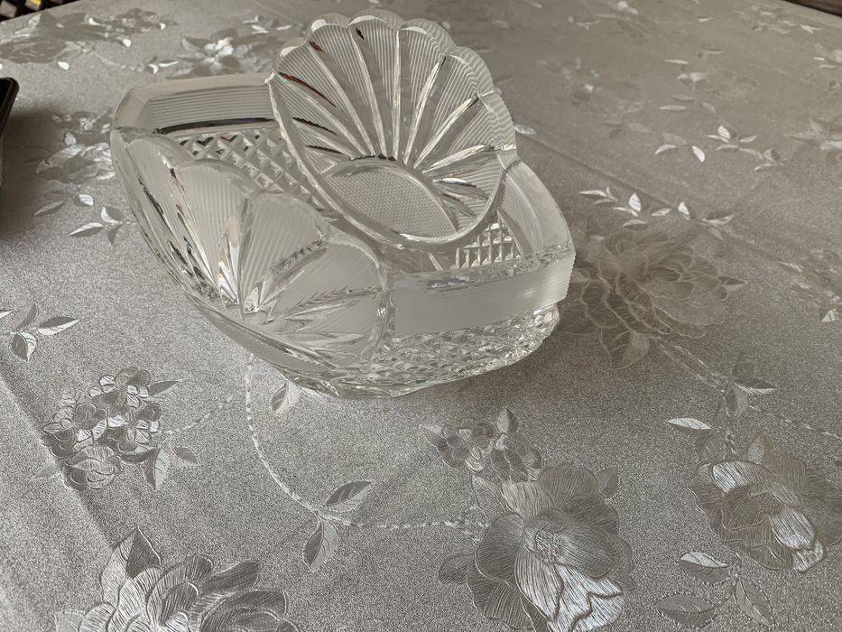 Хрустальные вазы