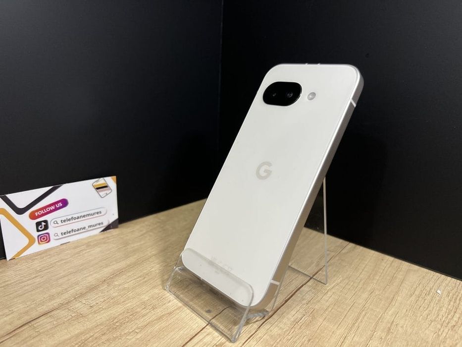 Google Pixel 9a 128Gb Porcelain Second-Hand Ca nou 3 ani garanție, Tel