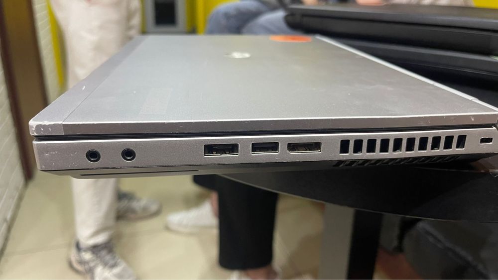 Продам ноутбук HP EliteBook