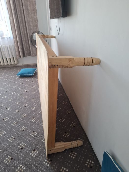 Чайный стол б/у..