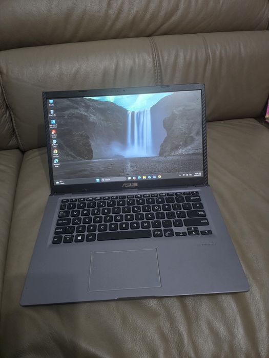 Diagnoza auto laptop Asus , i3-1005G1, ram 8gb, ssd 256gb, bat 4ore