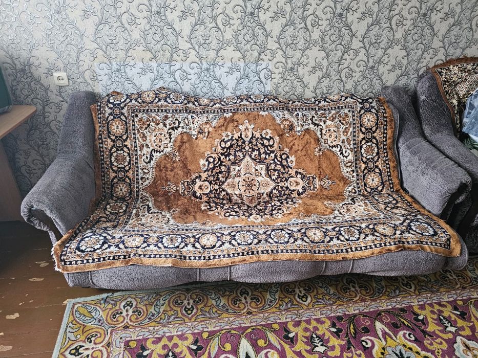 Отдам диван бесплатно