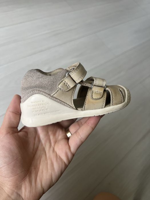 Сандали Biomechanics 21 номер