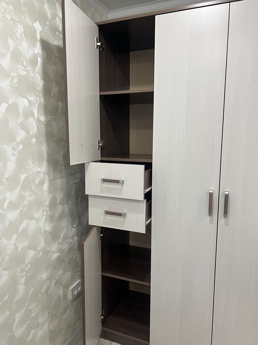 Продам шкаф для одежды новый