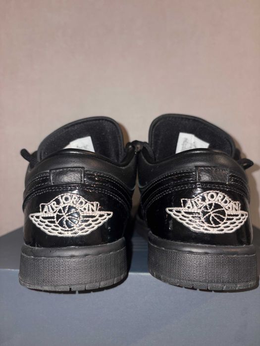 Nike Air Jordan 1 Low SE  - Номер 42