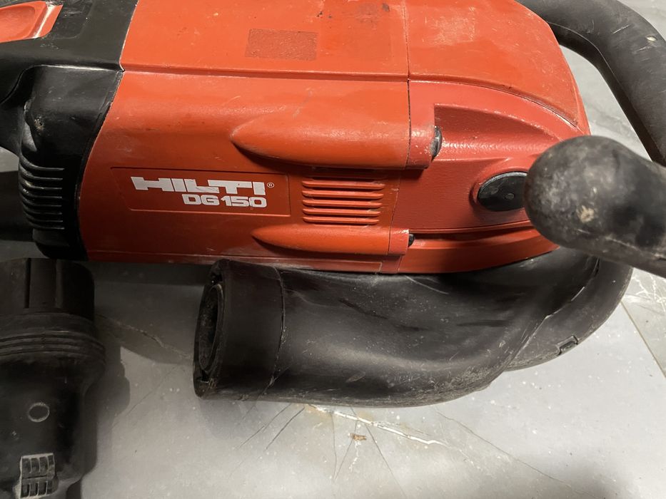 Hilti DG 150 и Hilti DPC 20-машина за шлифоване на бетон
