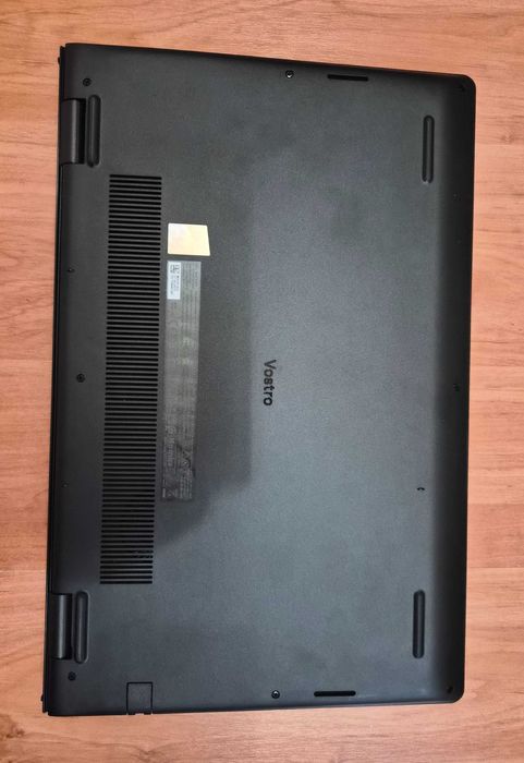 Dell Vostro 15 ~ 3510