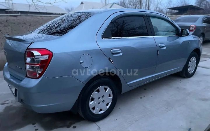Obmen gm motors avtomobil turdagilarga tricer malibu onix captiva