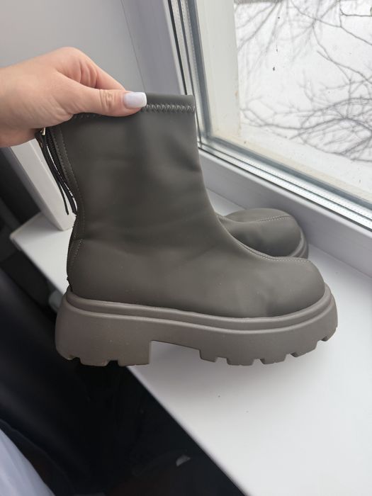 Продам ботинки демисизон