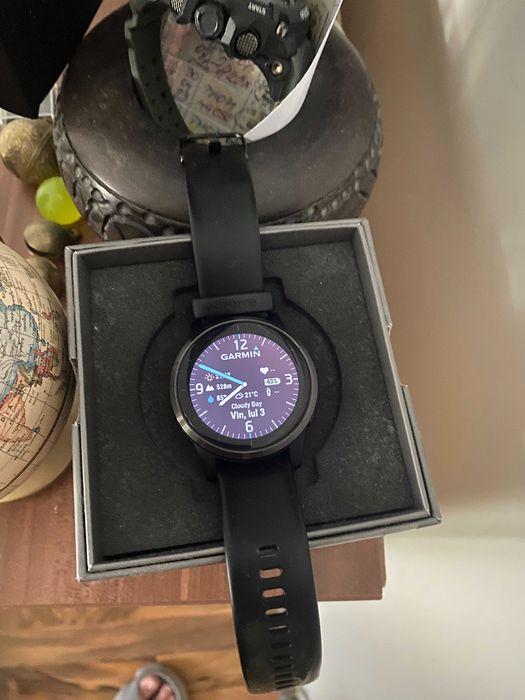 Smartwatch Garmin Vivoactiv 4