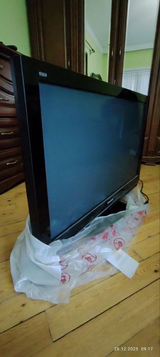 Плазменный телевизор Panasonic 42” + приставка UzDigital TV