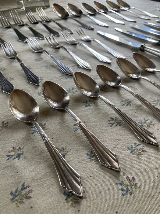Set WMF 6 persoane - 32 tacâmuri argintate - Art Deco - Germania