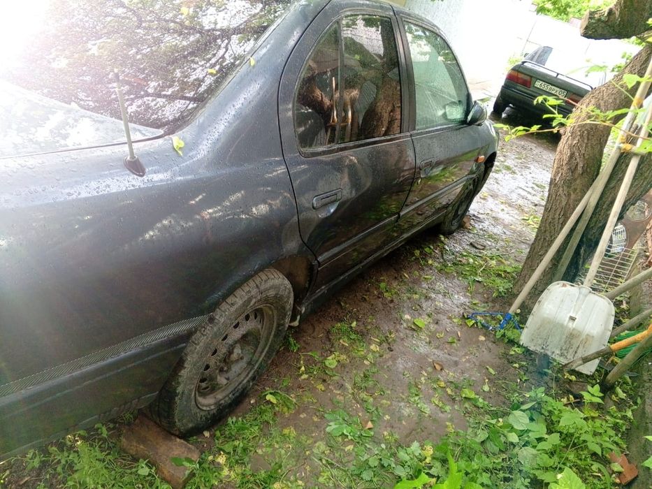 Ниссан примера п10