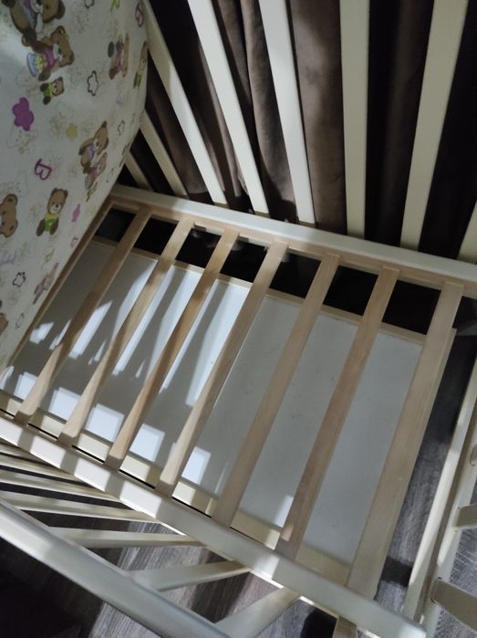 Детская кроватка + матрас