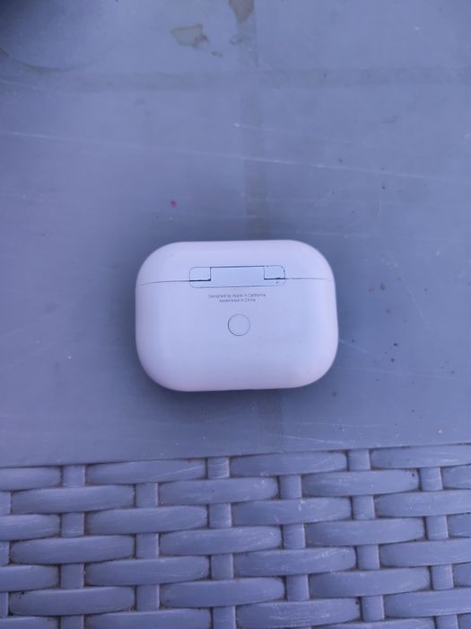 airpods pro в нормальном состоянии использовались 3 месяца