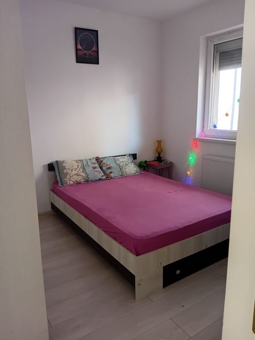 Închiriez Apartament 2 camere cu 2 intrari