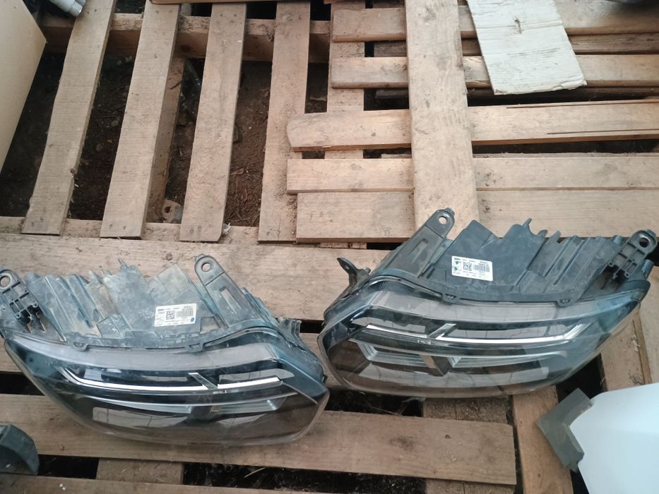 Faruri  Duster , 2 cu y . 2021-2023