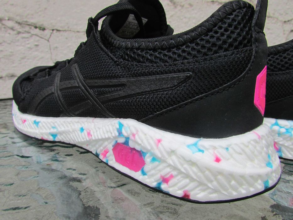 Дамски маратонки за бягане ASICS Hyper Gel-Sai