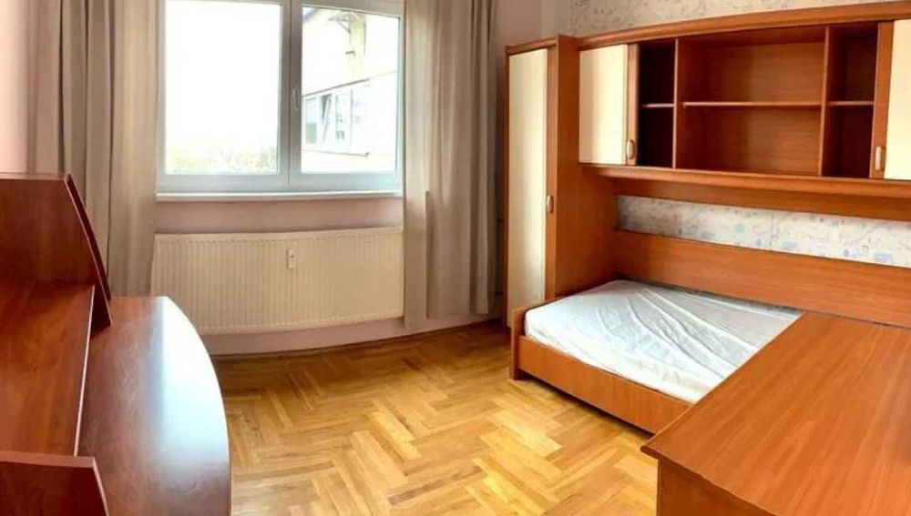 Дава се под наем Четиристаен апартамент в Пловдив, Захарна фабрика - 120 кв.м за 357 € - Снимка #1