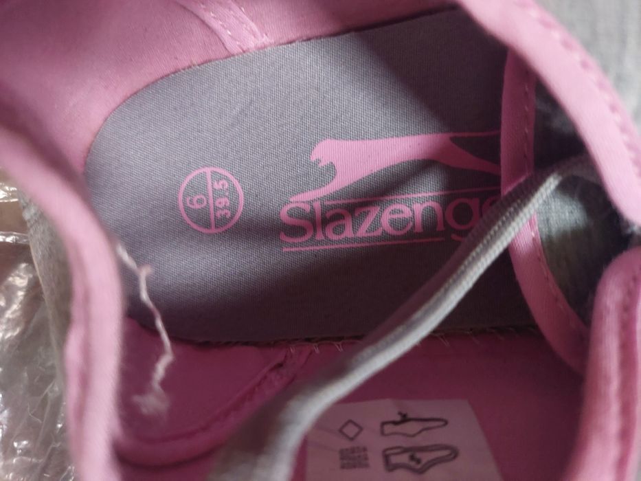 Дамски обувки, еспадрили и гуменки