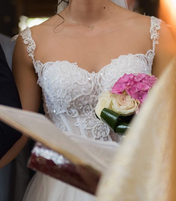 Vând rochie de mireasă