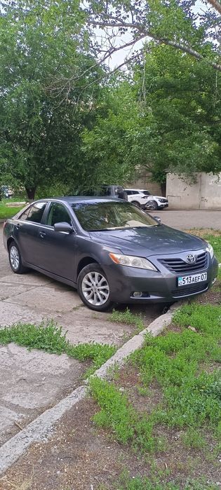 Продам Тайоту Камри 40
