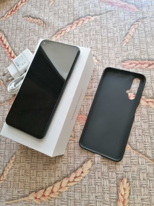 Продавам Huawei nova 5T
