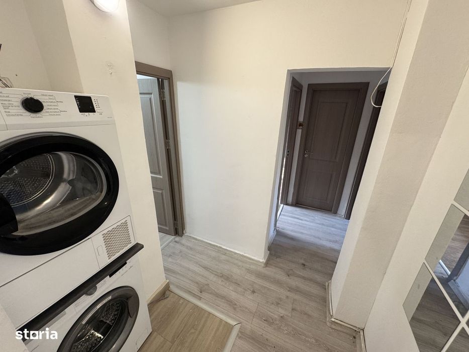 Apartament 3 camere zona Cet