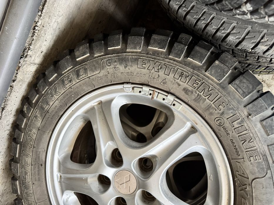 215 60 16 si 215 65 16 anvelope off road stare f buna