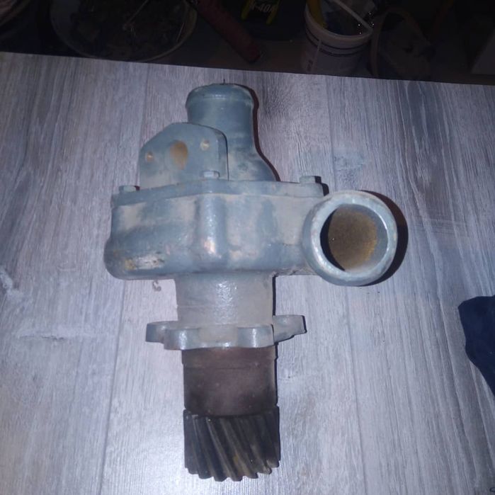 Продам запчасти на погрузчик