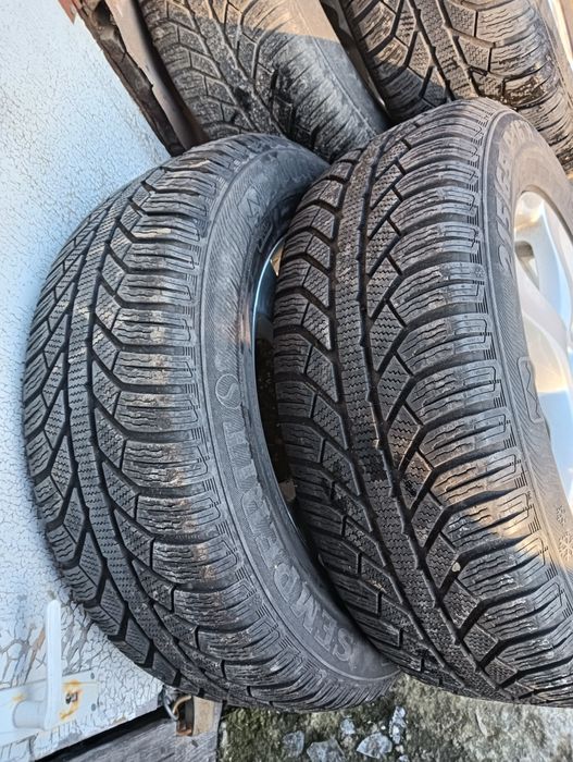 Cauciucuri iarna Semperit  215/65/16