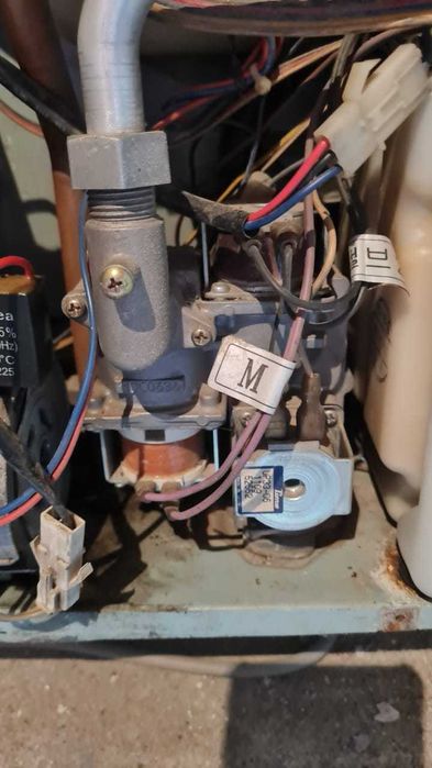 Продам печку Kiturami на запчасти