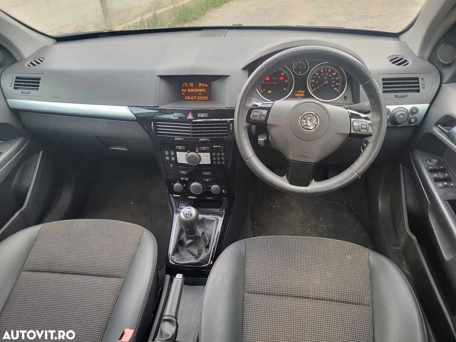 Usa dreapta fata /Usa dreapta spate/Geam usa/Macara geam Opel Astra H