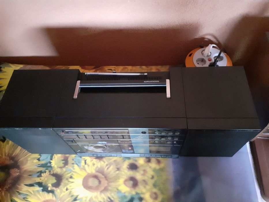 Grundig  party center 3100