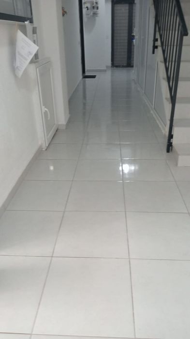 Curatenie Scari de Bloc Militari