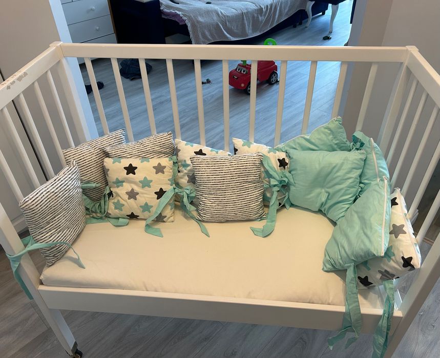 Продам детскую кроватку