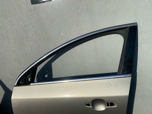 Usa stanga fata Volvo S60 V60 2010-2017 30762642