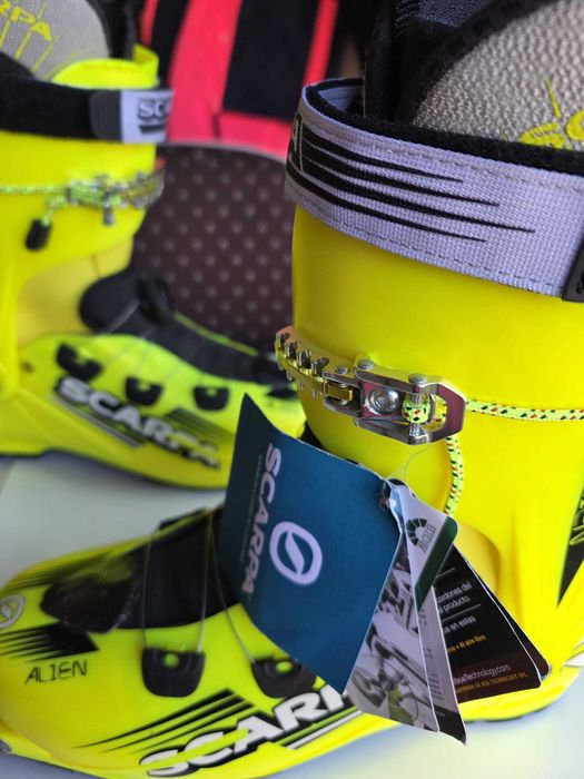 Bocanci pentru ski - SCARPA - MARIME 46 / 10 *NOU CU ETICHETA*