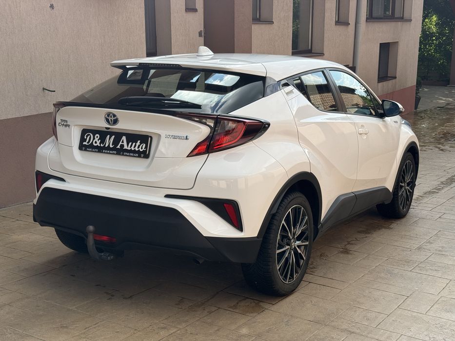 Toyota Chr 1.8 Hibrid 122 cp An 2021  in GARANTIE 76.000Km Led Navi Distronic  RAR + Roti iarna