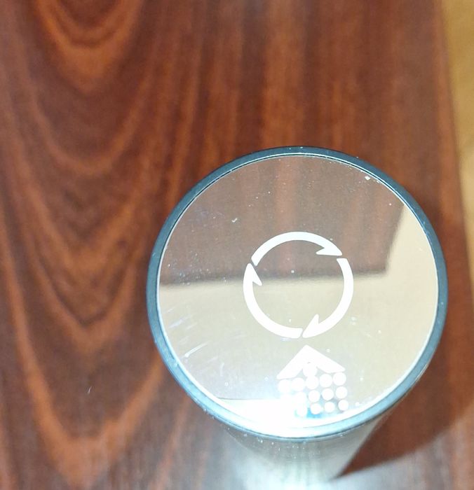 Продавам смарт отварачка за вино